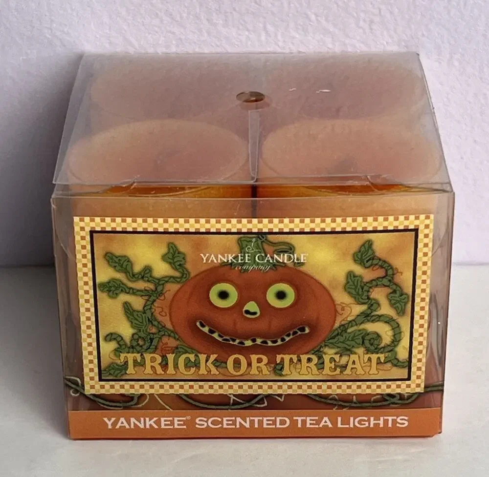 Yankee Candle Trick or Treat 12 Scented Tea Lights Halloween Pumpkin Vintage NOS